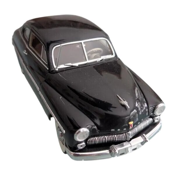 Die Cast Model Car, Danbury Mint 1949 Mercury Club Coupe Black - Picture 1 of 10